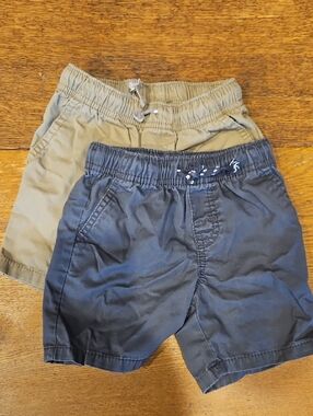 Cat & Jack Navy and Khaki Elastic-Waist Shorts Set